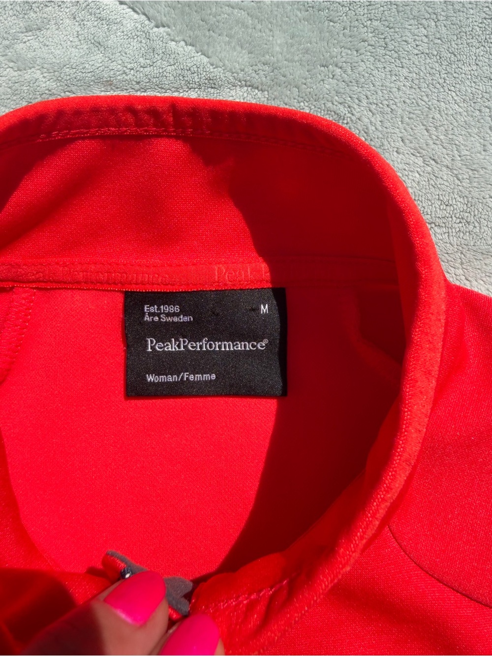 Peak Performance Red Zip-Front Utility Jacket - Picture 3 of 4